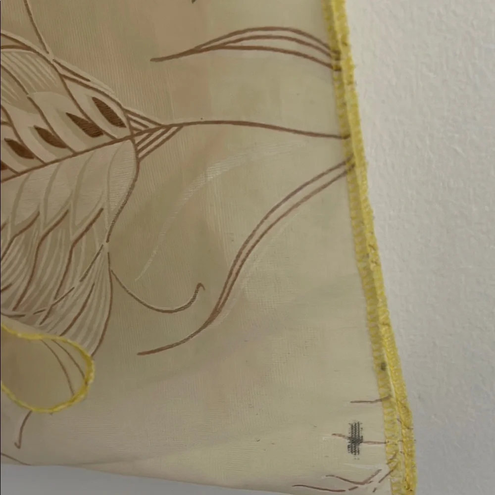 Elegant Cream bedspread with Leaf Pattern. Set of 2